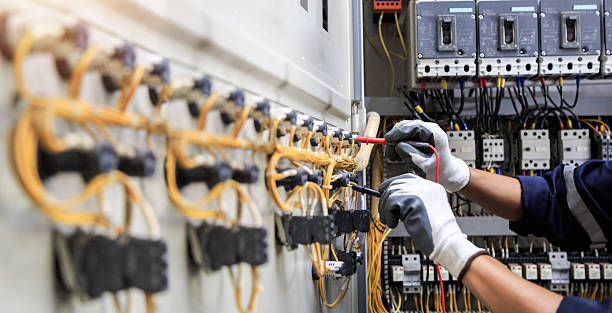 Professional Electrician technician working in Hasbrouck Heights, NJ